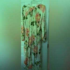 H&M BALLOON-SLEEVED DRESS